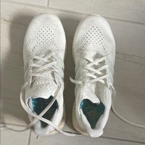 Adidas White Athletic Shoes with Breathable Knit Upper